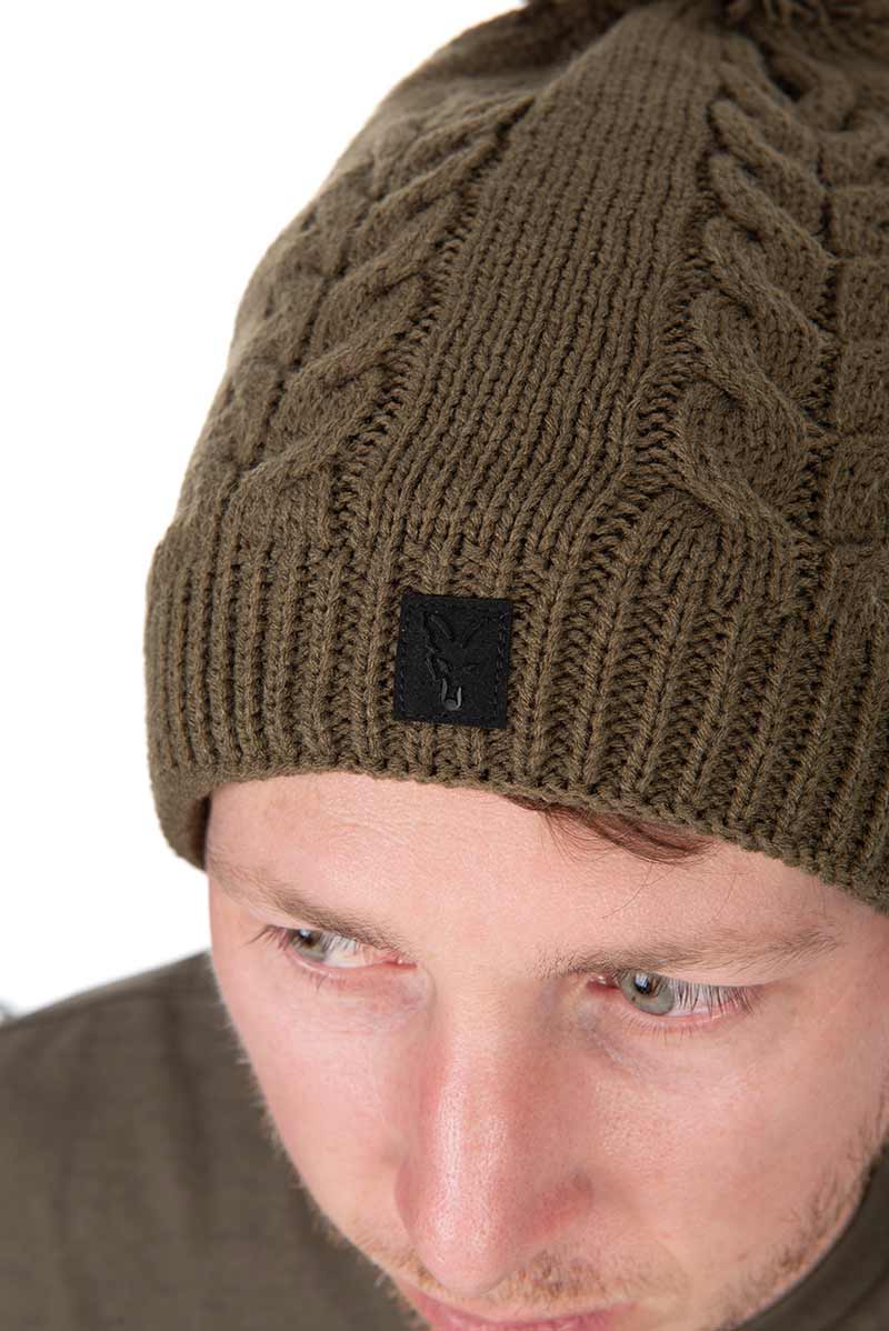 Gorro Fox Caqui con bola - Tienda Carpfishing