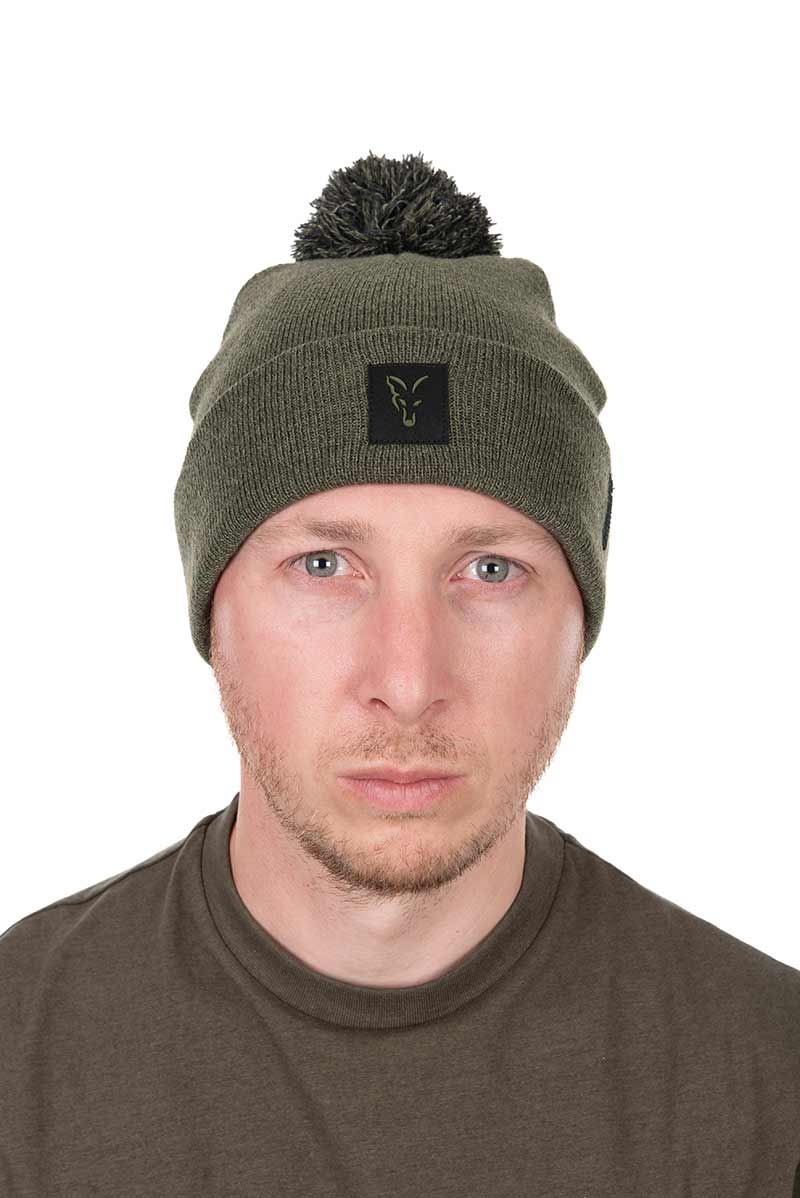 Gorro Fox Collection Verde y Negro con bola - Tienda Carpfishing