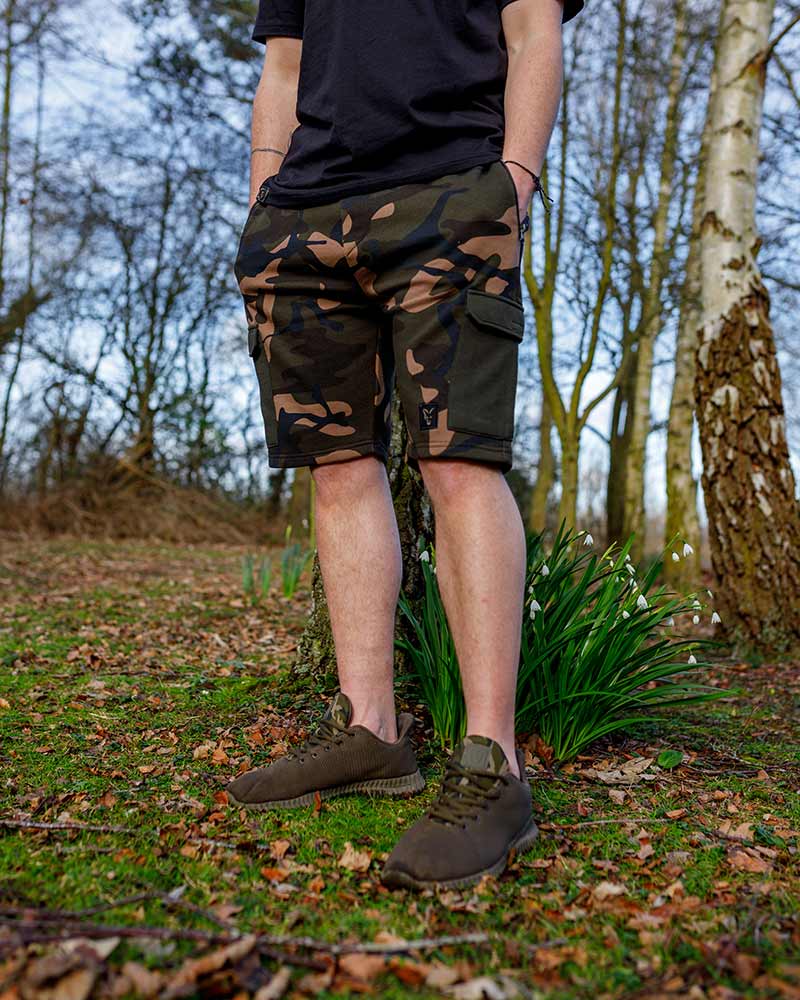Pantalón corto Fox LW Camo - Tienda Carpfishing