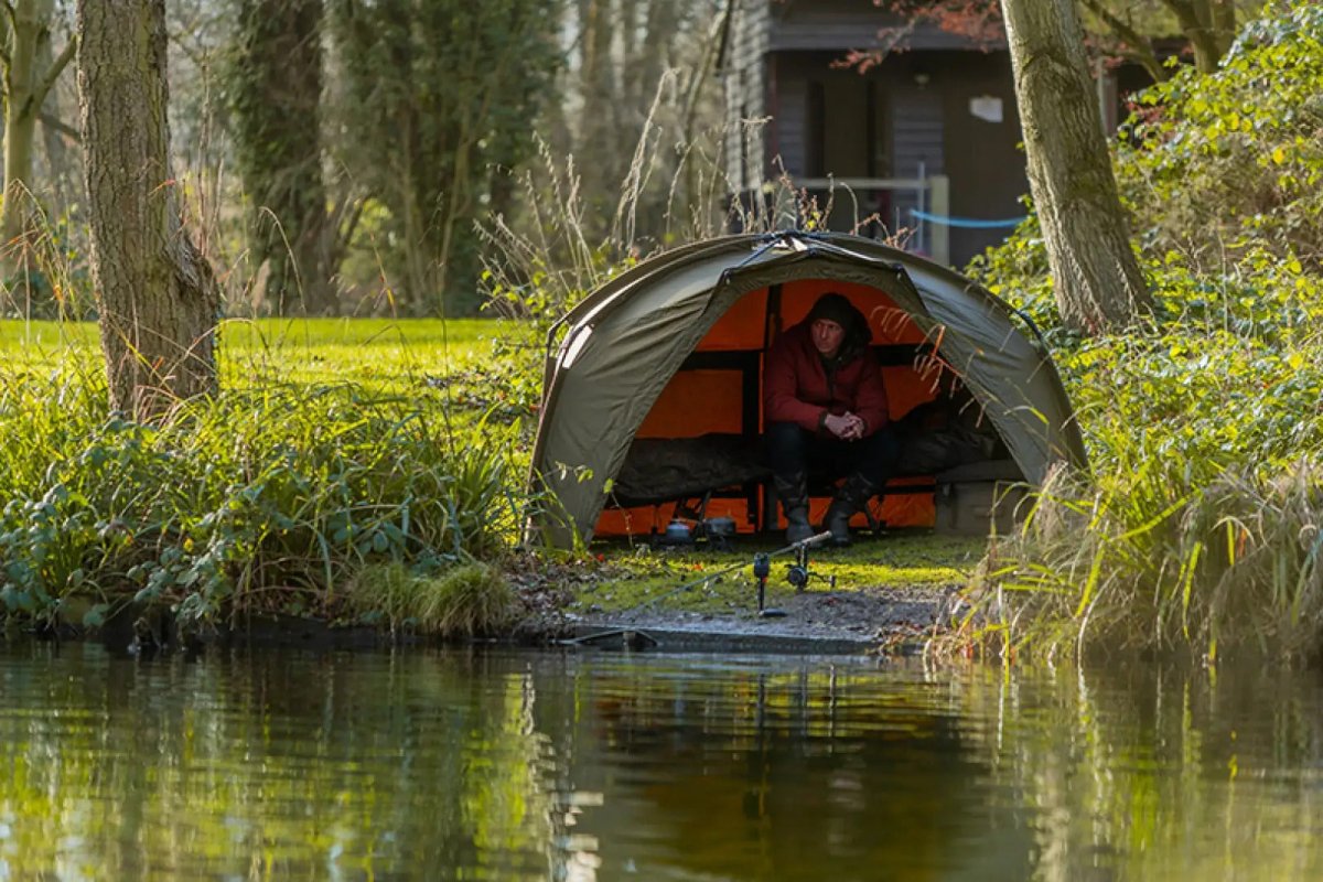 Refugio Fox Frontier Lite - Tienda Carpfishing