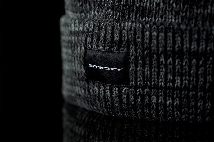 Gorro Sticky Fleck Negro - Tienda Carpfishing