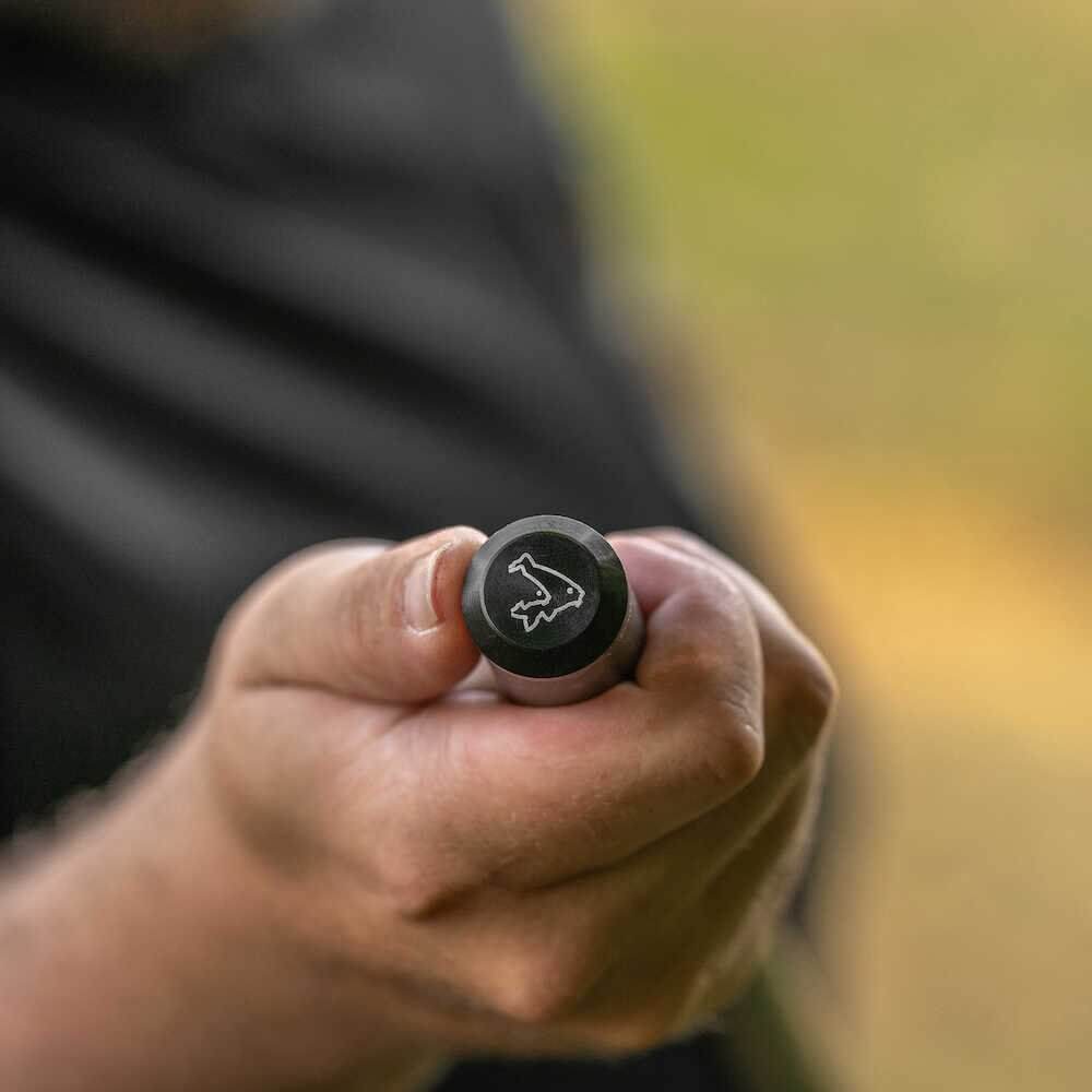 Sacadera Avid Carp Revolve 42″ 2 Tramos - Tienda Carpfishing