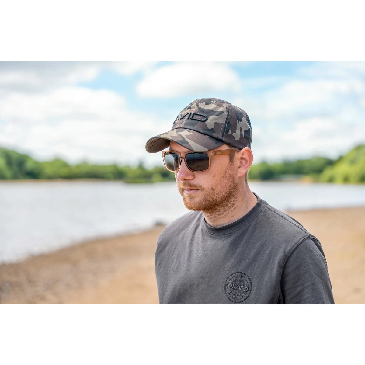 Gorra Avid Carp Distortion Dark Camo