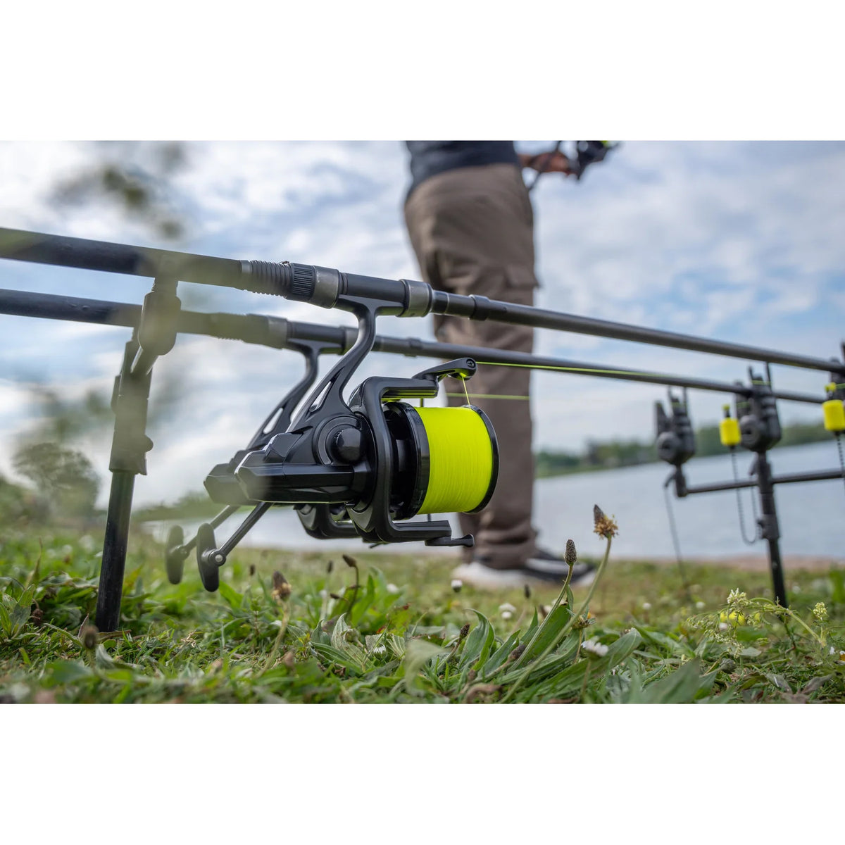 Carrete Avid Carp Ex-Cast 14000