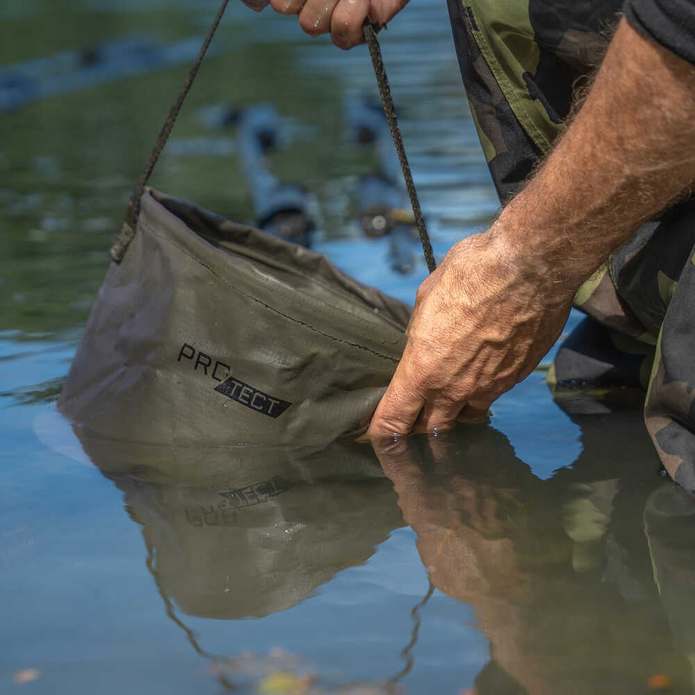 Kosz na wodę Avid Carp