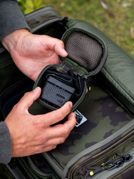 Funda Ridge Monkey Ruggage para linterna frontal