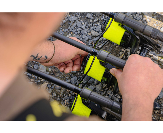 Hilo Avid Carp Extremity Hi-Vis Mono 1000 m - Tienda Carpfishing
