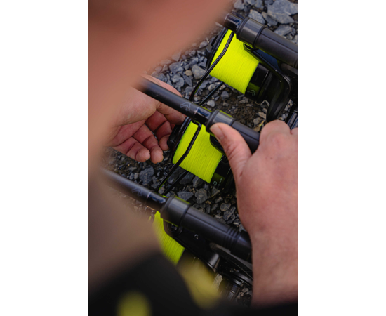 Hilo Avid Carp Extremity Hi-Vis Mono 1000 m - Tienda Carpfishing