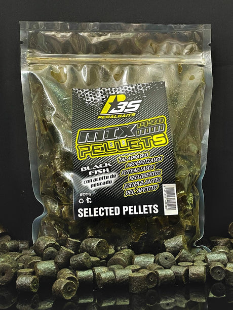 Mix Pellets Líquido Peralbaits Black Fish 14-20 mm - Tienda Carpfishing