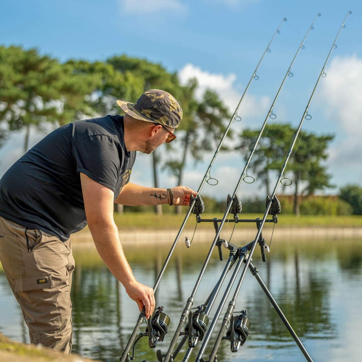 Trípode Avid Carp Extremity 3 cañas - Tienda Carpfishing