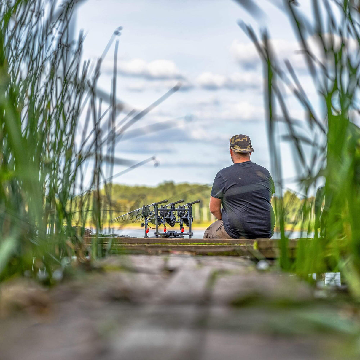 Statyw Avid Carp Revolve Super Low 2-3 Wędki