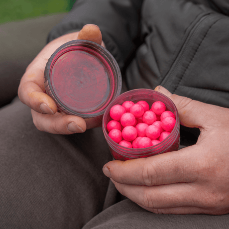 Bote para Cebos Avid Carp Pequeño - Tienda Carpfishing
