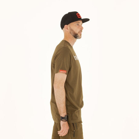 Camiseta Trakker CR Logo caqui - Tienda Carpfishing