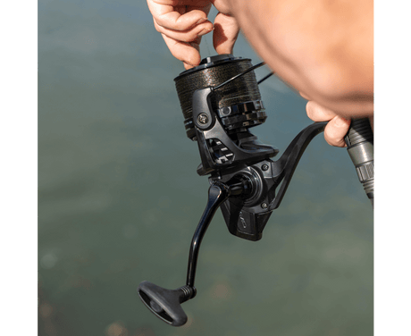 Carrete Avid Carp Revolve 12000FD - Tienda Carpfishing