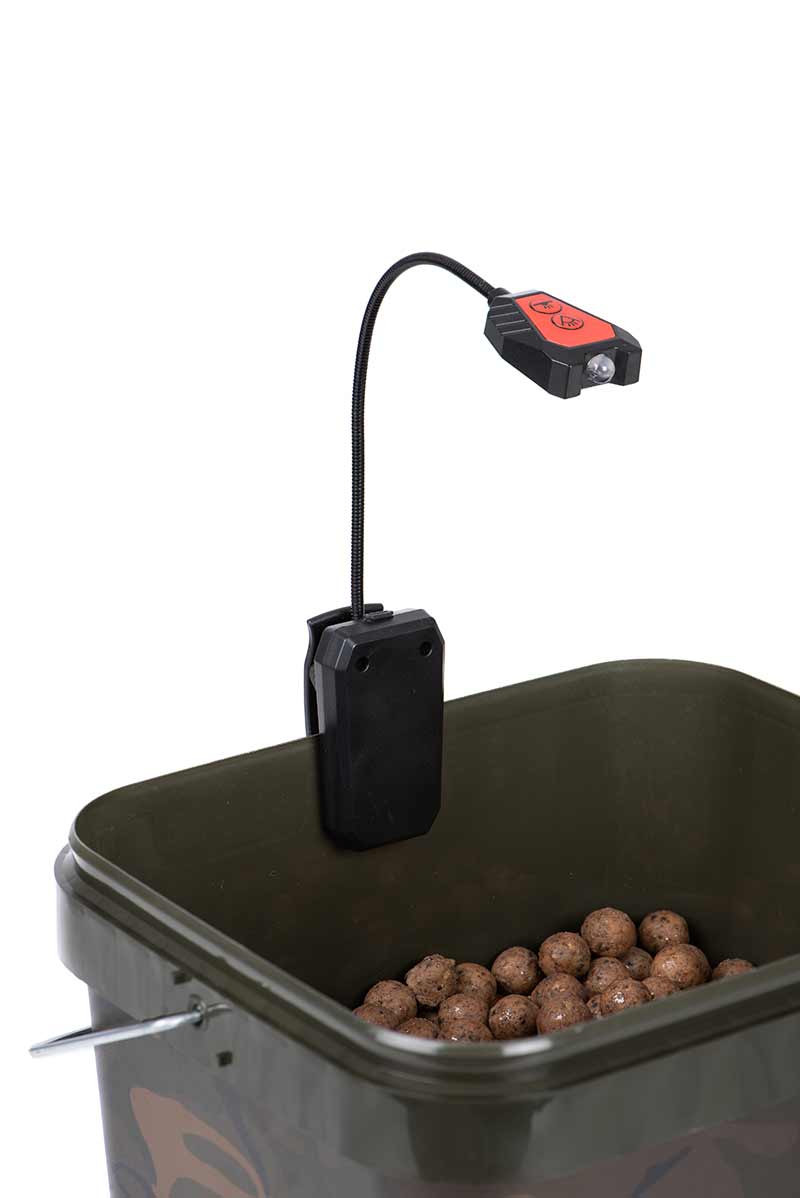 Luz para montaje Spomb - Tienda Carpfishing