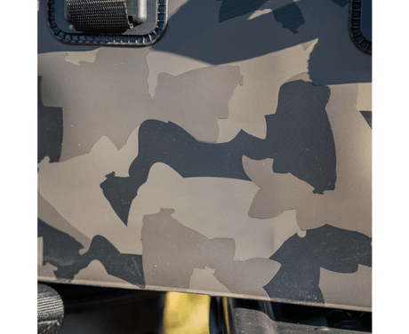 Macuto Avid Carp Stormshield EVA Camo 50 L - Tienda Carpfishing