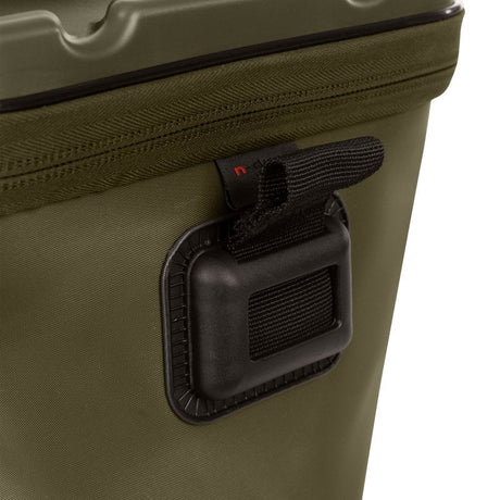 Macuto Trakker Downpour T1 XL Verde - Tienda Carpfishing