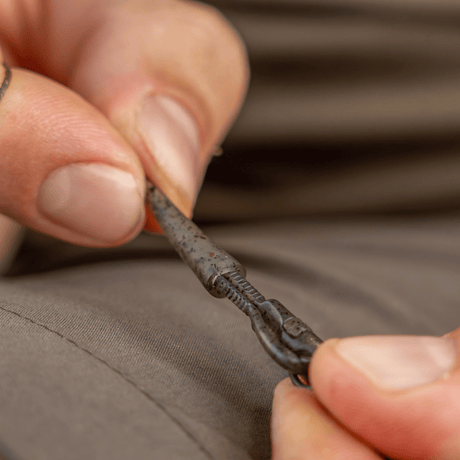 Tail Rubber Avid Carp Outline FleckTone - Tienda Carpfishing