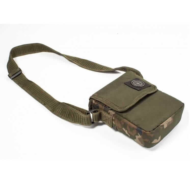 Bolso bandolera Nash Scope Ops - Tienda Carpfishing