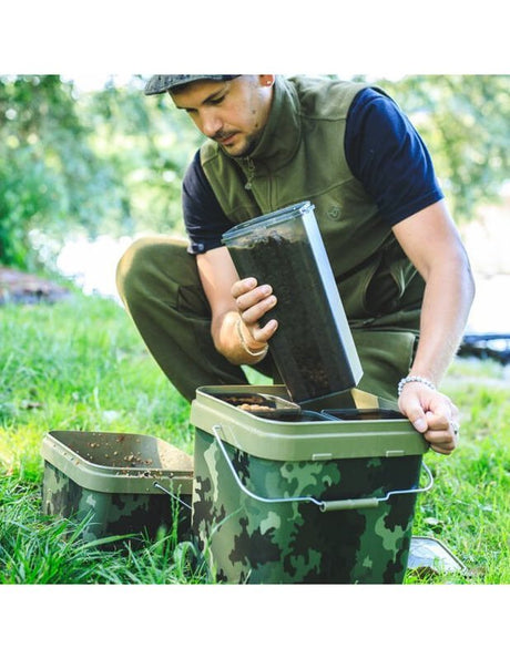 Cubo Korda System Camo 17 litros - Tienda Carpfishing