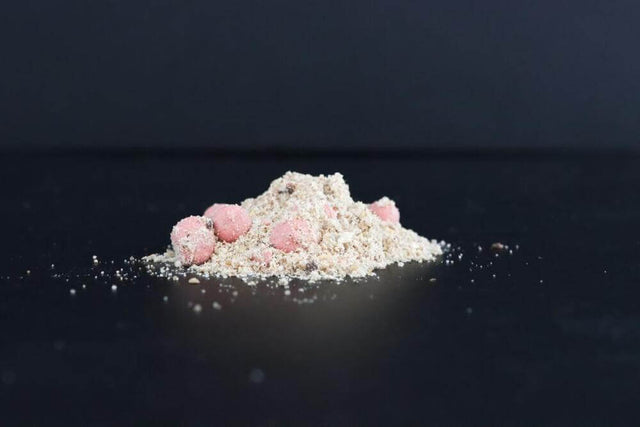 Groundbait Vitalbaits Strawberry Nutty - Tienda Carpfishing