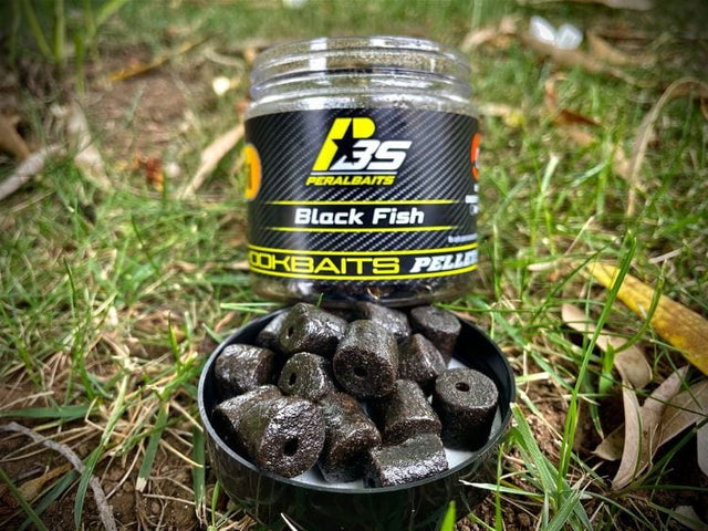 Hook Baits Pellets Peralbaits Black Fish 20 mm - Tienda Carpfishing