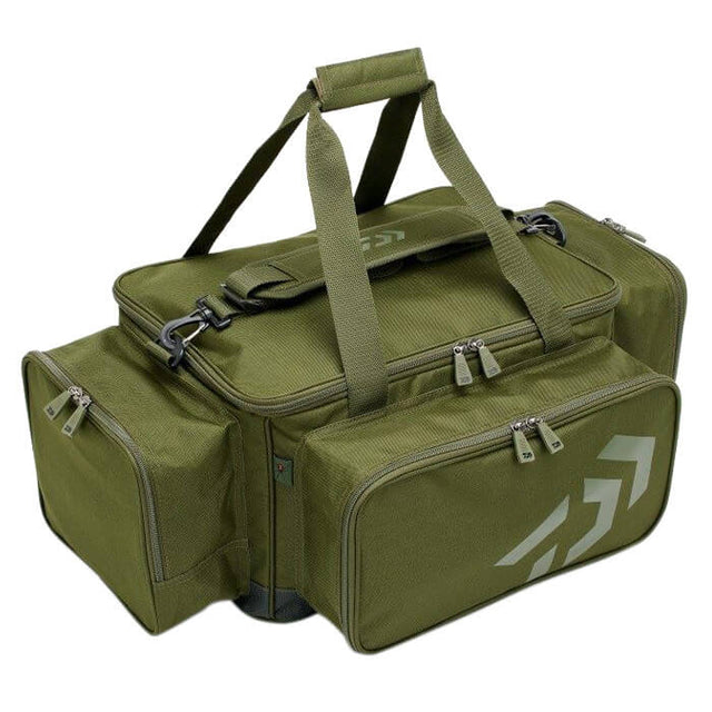 Macuto Daiwa Black Widow Fourre Tout - Tienda Carpfishing