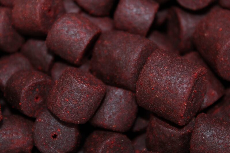 Pellets Pro Elite Baits Banana Strawberry 14 - 20 mm - Tienda Carpfishing